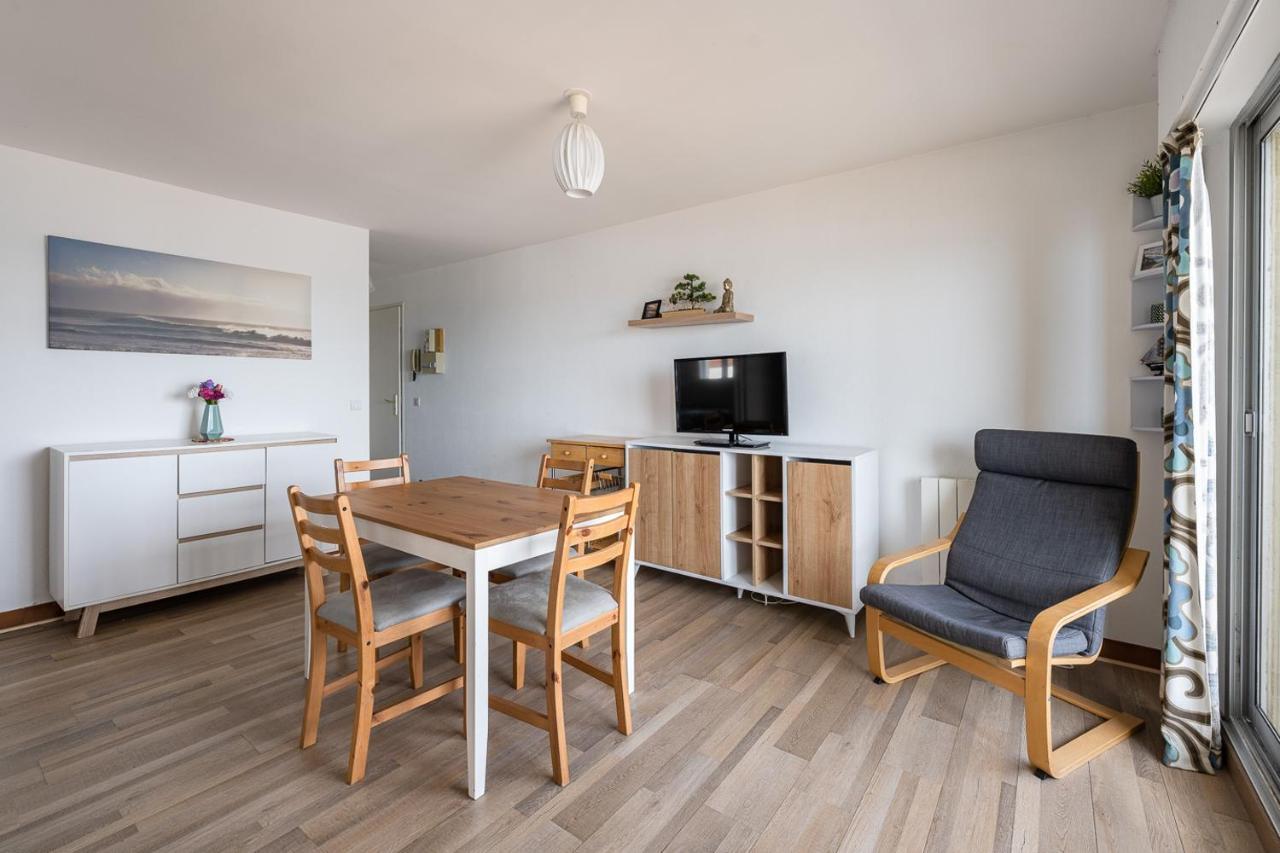 Charmant appartement face à la Mer avec balcon Houlgate Esterno foto